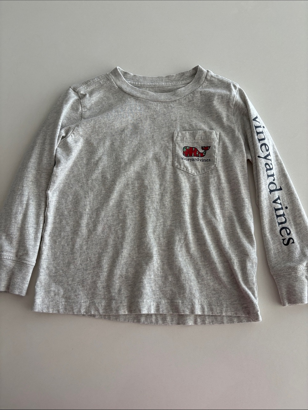 Vineyard Vines toddler holiday Long-Sleeve Pocket Tee - Light Gray 3T